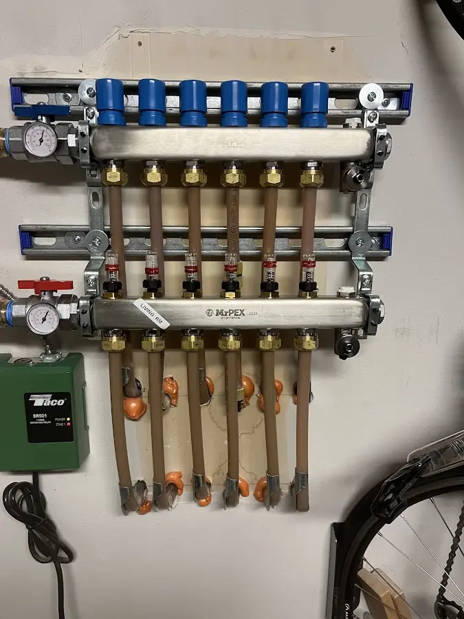 Plumber performing Gas Leak Detection at a residential property in Baldwinsville